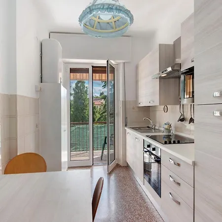 Outlet2000 Apartment