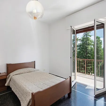 Outlet2000 Apartman