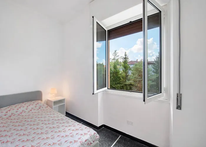 Outlet2000 Apartman *